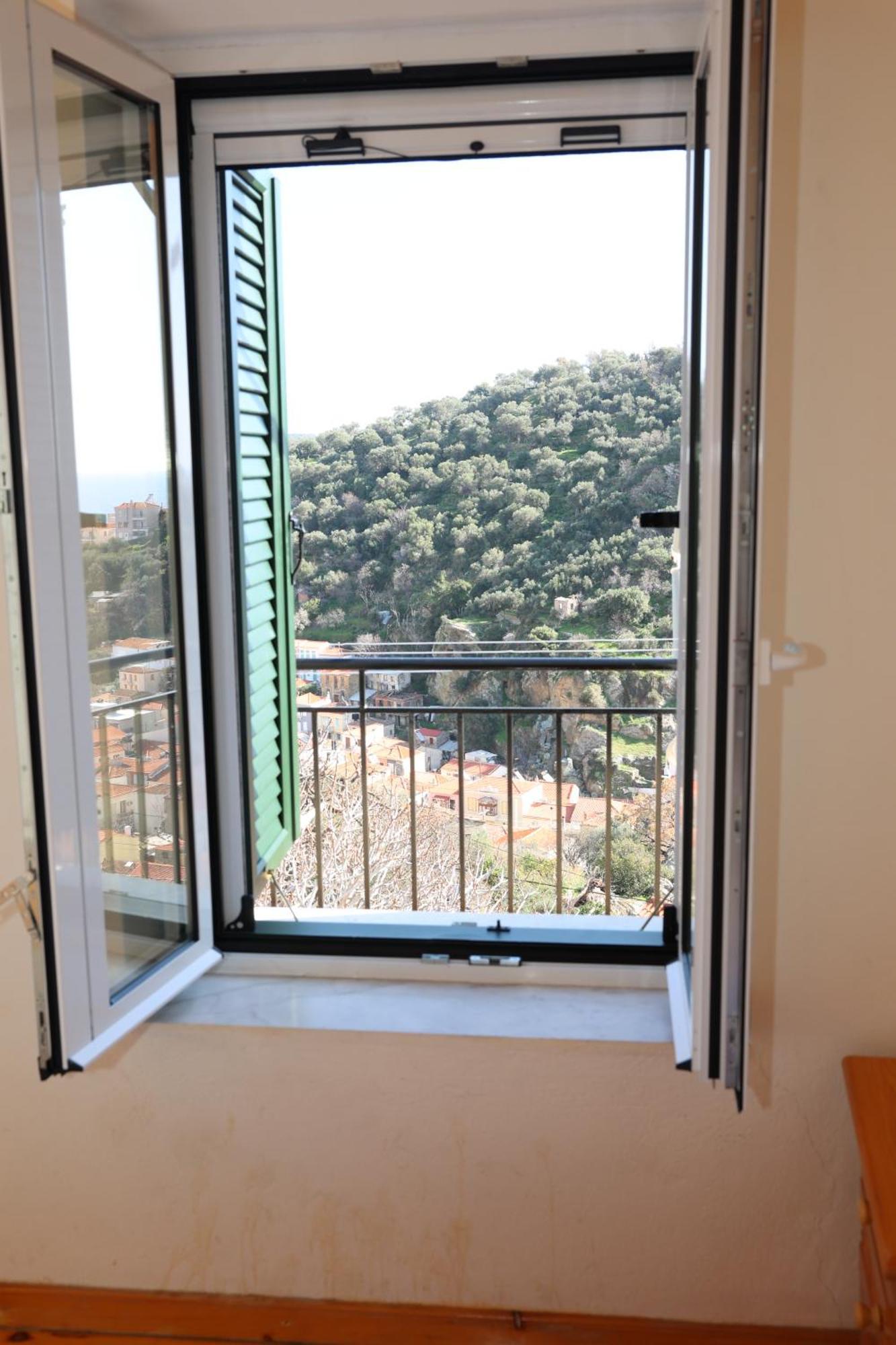 Mary'S Villas Plomari Exteriér fotografie